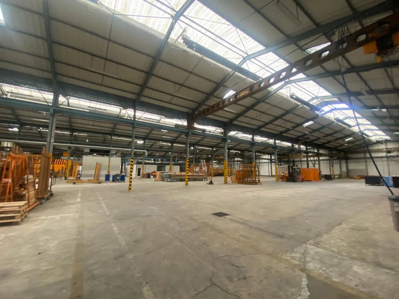 logistics - Light Industrial Premises / Offices For Sale - gallery - 8