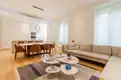 living - Piso de 258m² en alquiler en Recoletos, Madrid - gallery thumbnail - 2