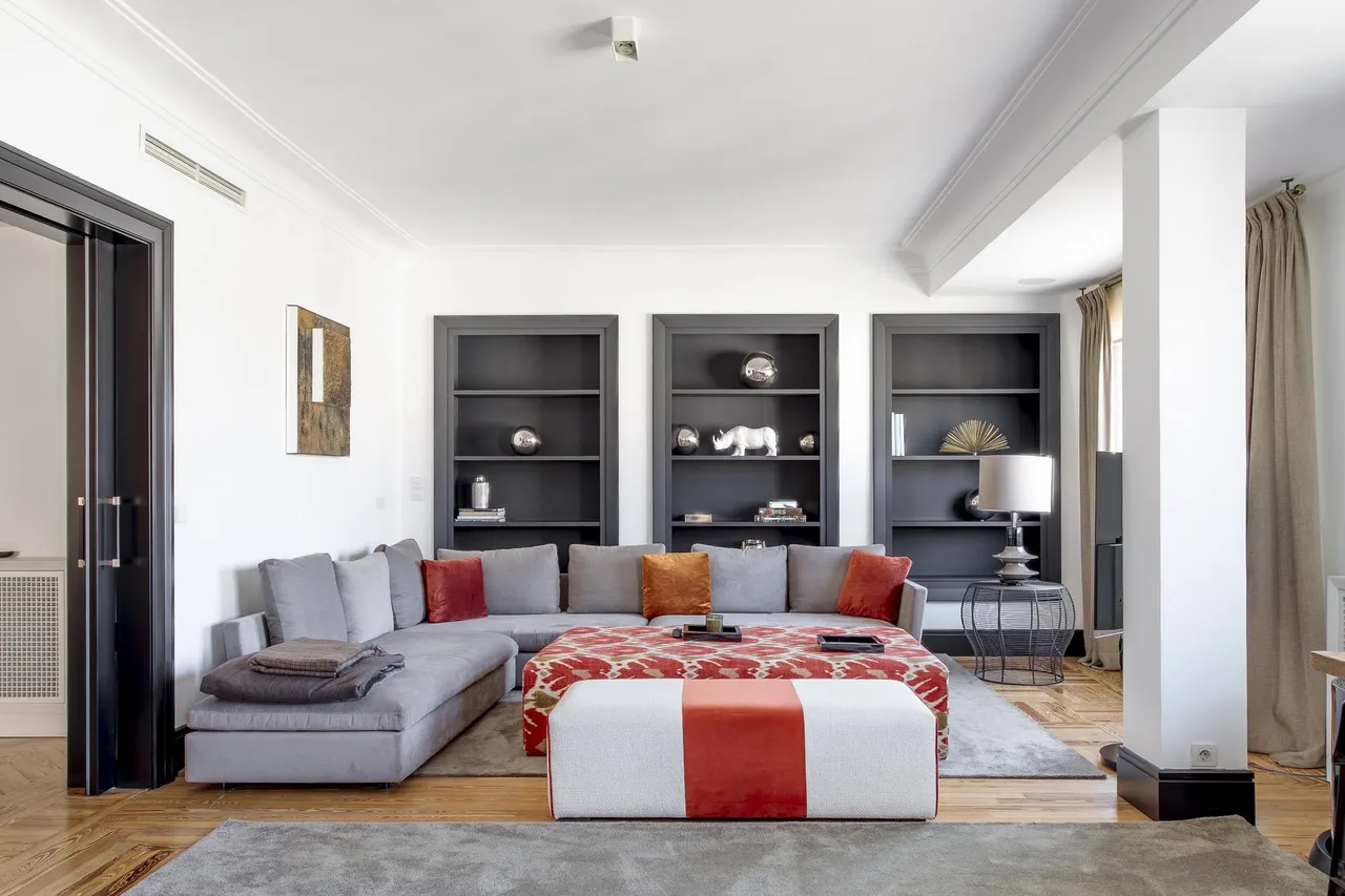 living - Piso de 375m² en alquiler en Castellana, Madrid - gallery - 3