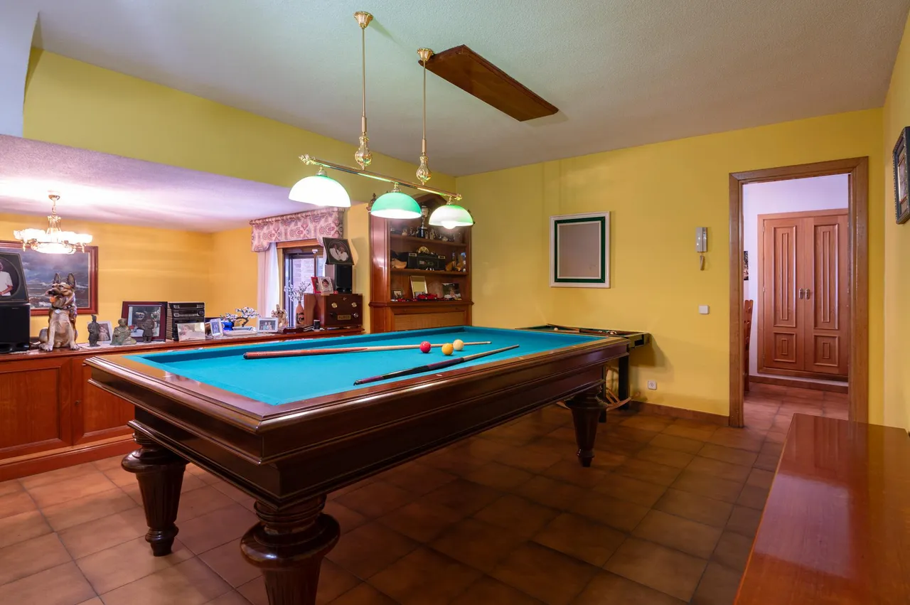 living - 378m² house / villa for sale in Peñagrande, Madrid - gallery - 3