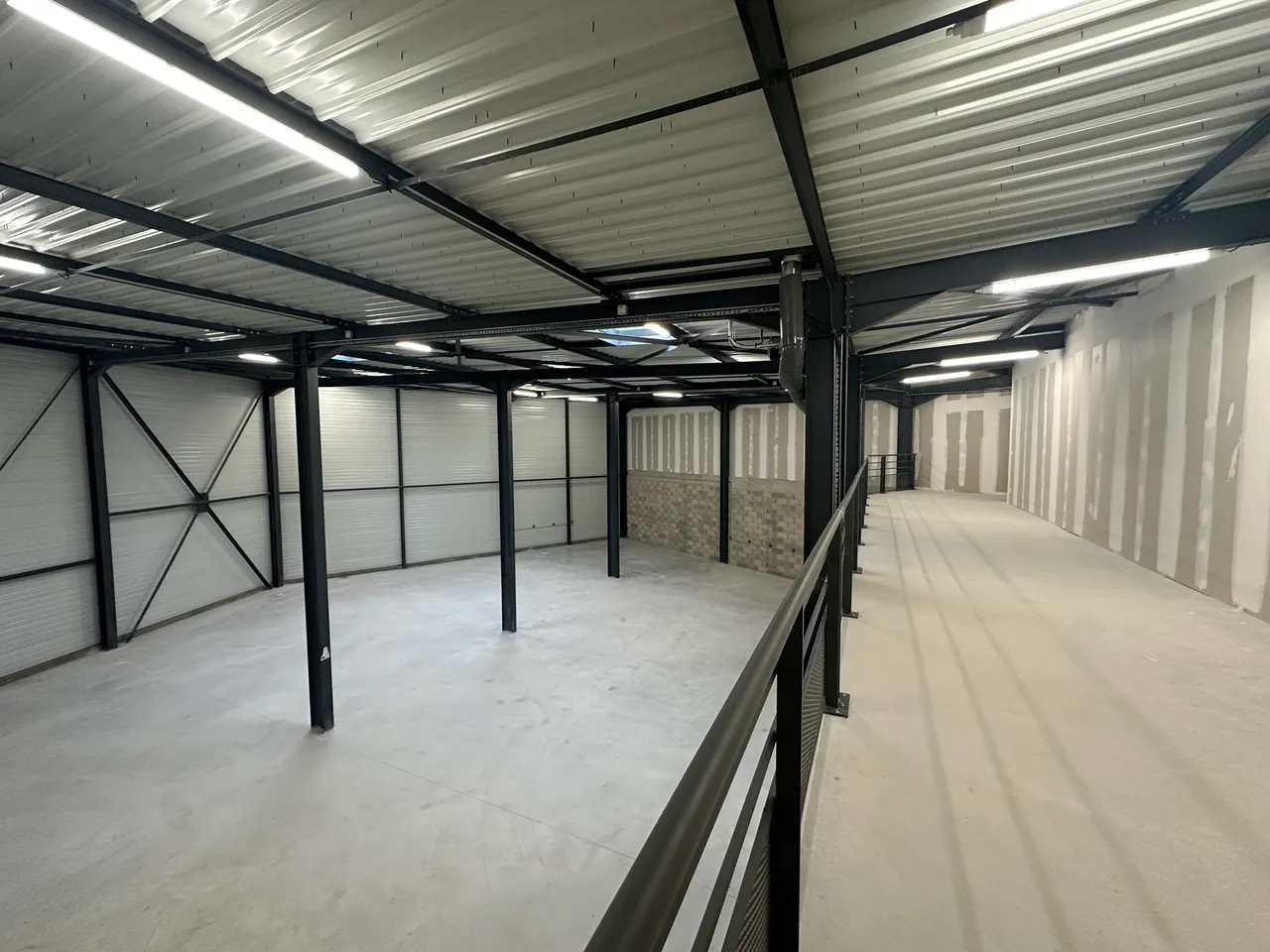 logistics - Activity Facility For Rent - For Sale - gallery - 8