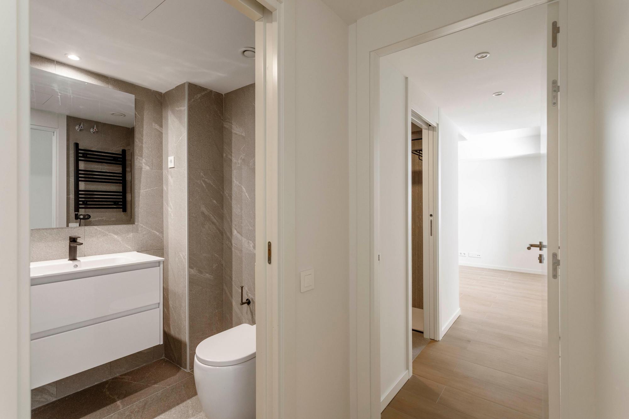 living - 65m² apartment for rent in Ventilla - Almenara, Madrid - gallery thumbnail - 10