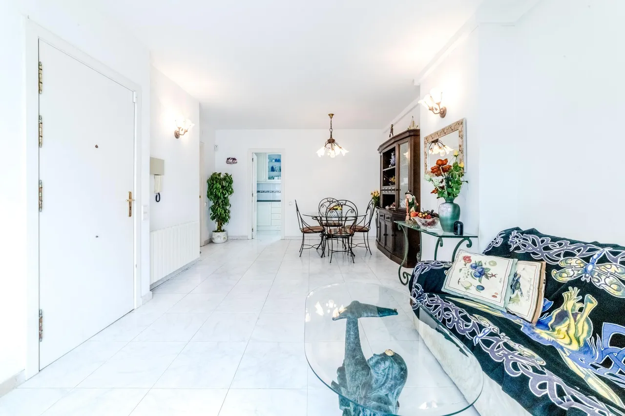 living - Ático de 89m² con 41m² terraza en venta en Sitges Town - gallery - 8