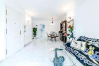 living - Ático de 89m² con 41m² terraza en venta en Sitges Town - gallery thumbnail - 8
