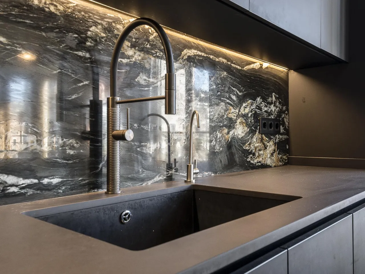 living - 185m² apartment for rent in Eixample Right, Barcelona - gallery - 6