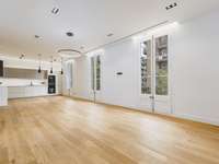 living - Piso de 140m² en venta en Eixample Derecho, Barcelona - gallery thumbnail - 1