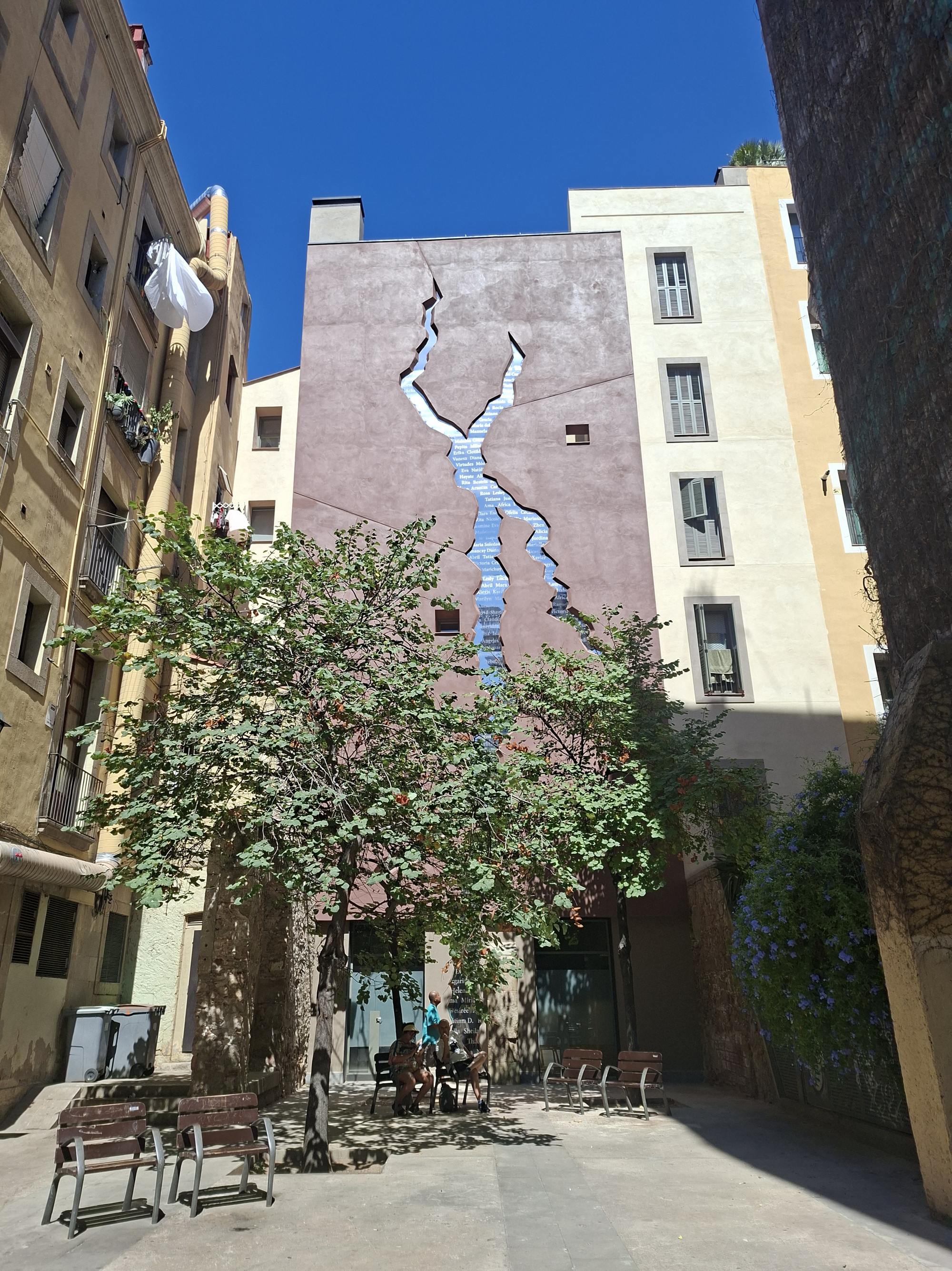 living - Piso de 167m² en venta en El Born, Barcelona - featured