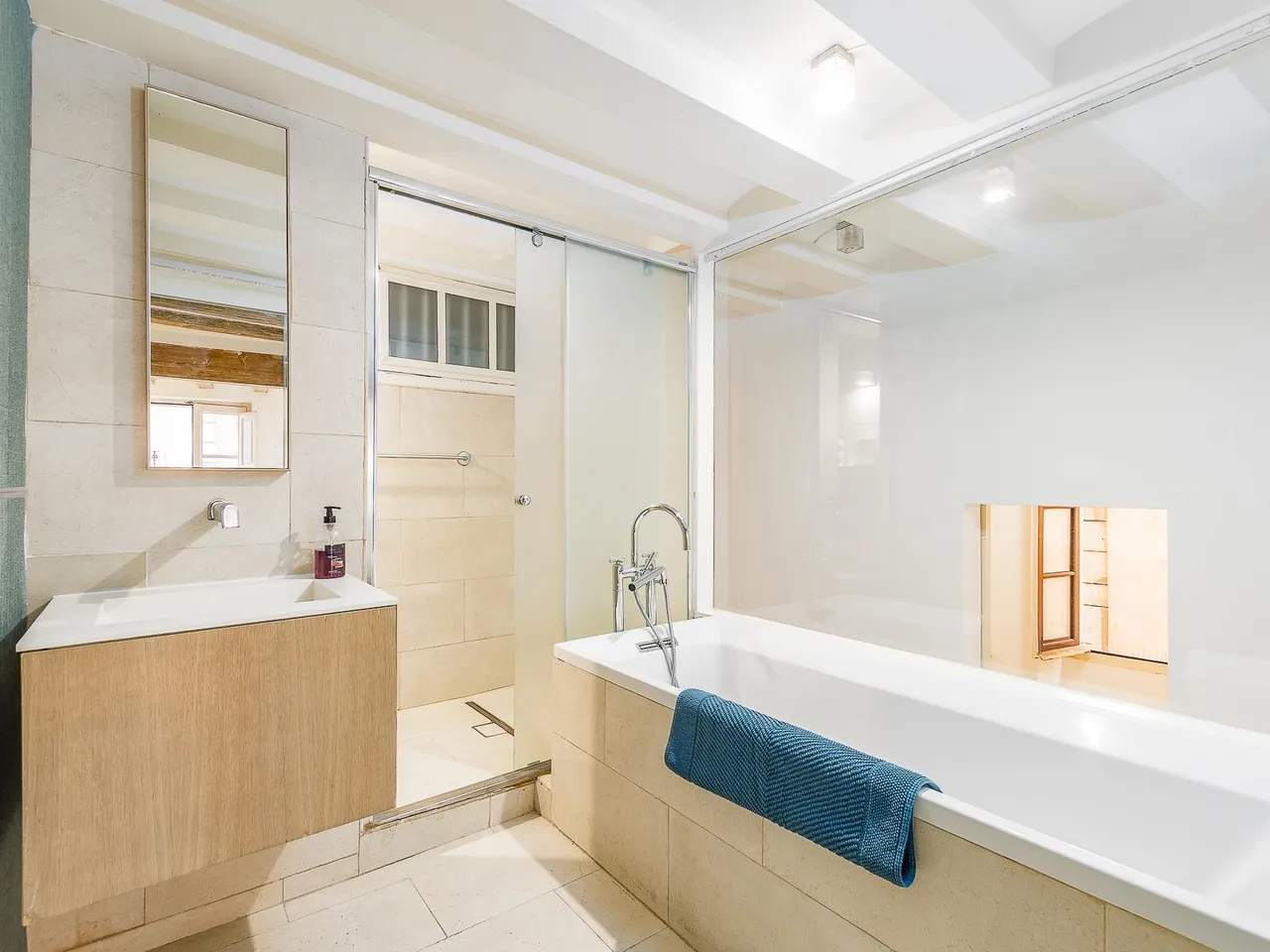 living - 73m² apartment for sale in Gótico, Barcelona - gallery - 7