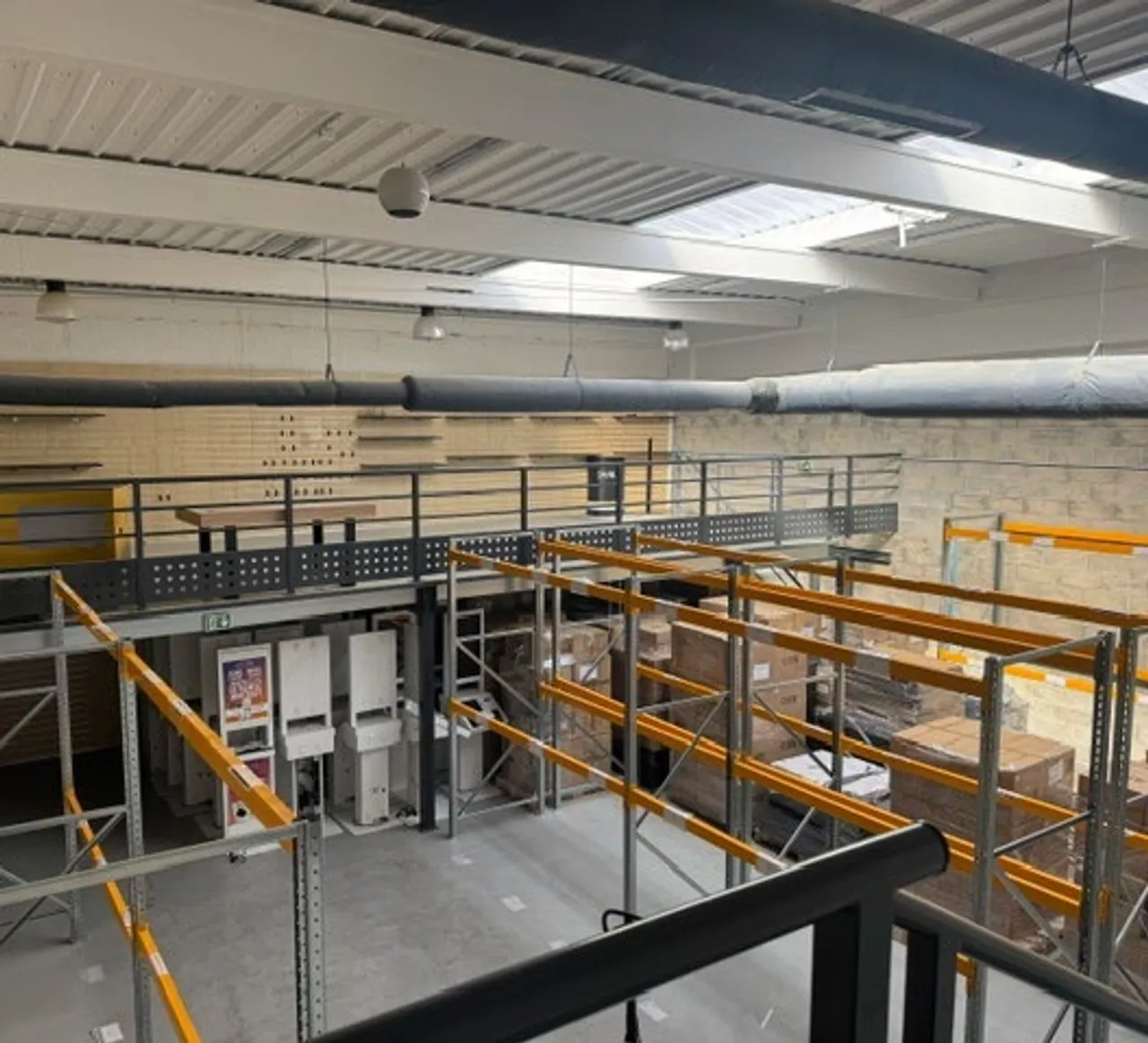 logistics - Activités / Bureaux À Louer - gallery - 10