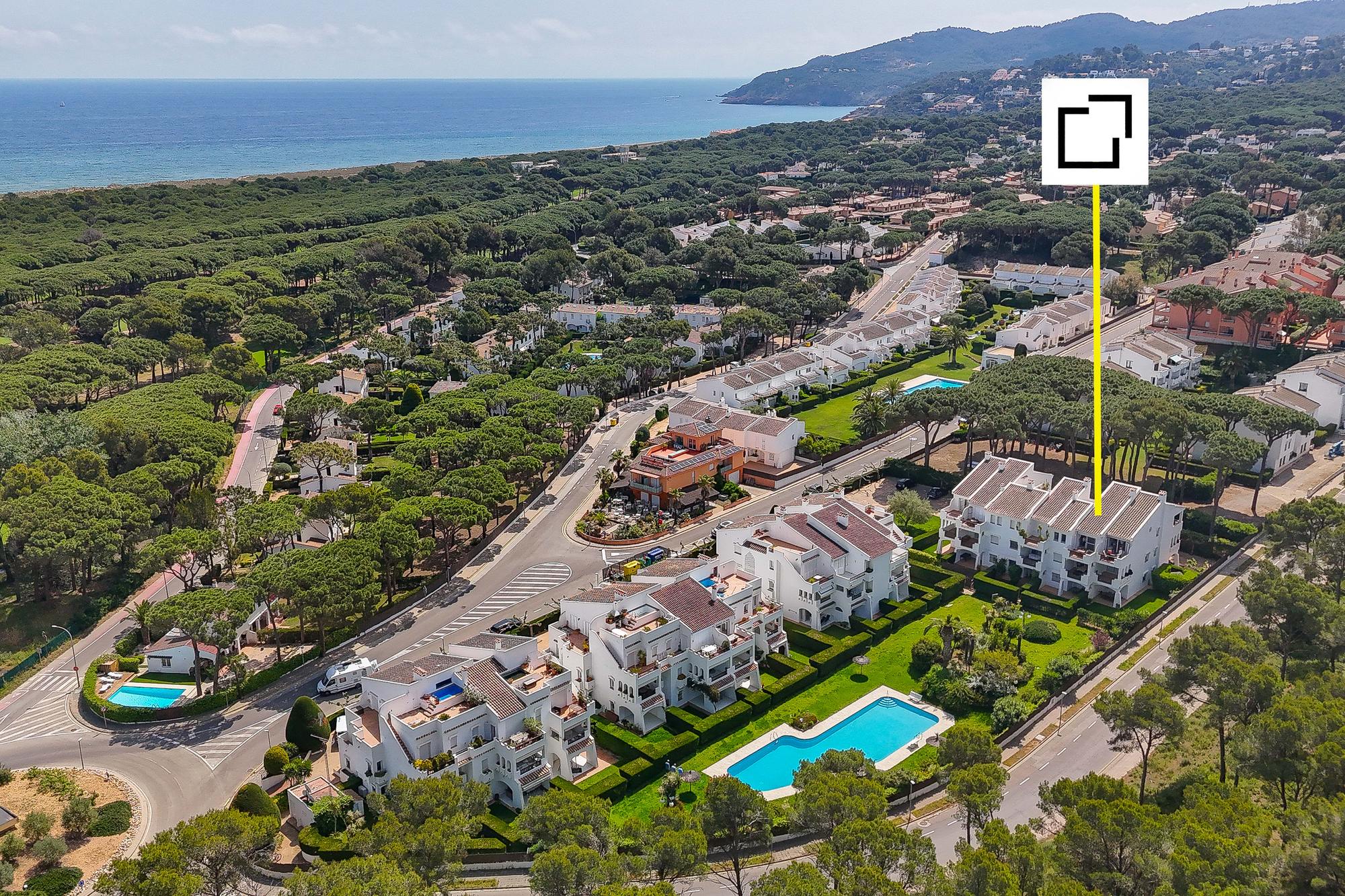 living - 105m² apartment for sale in Sa Riera, Costa Brava - gallery thumbnail - 2