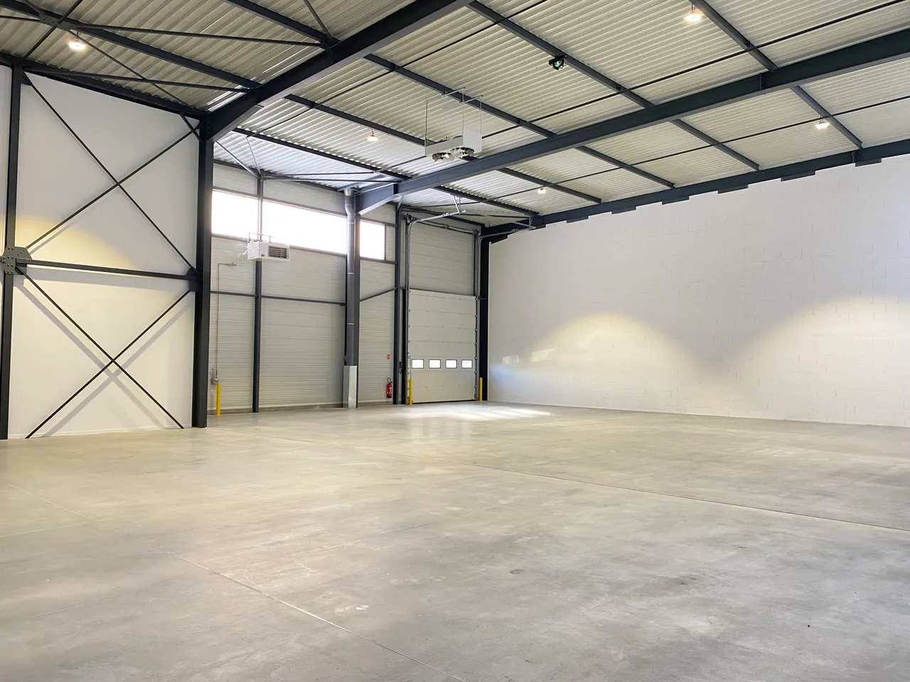 logistics - Activités / Bureaux À Louer - gallery - 9