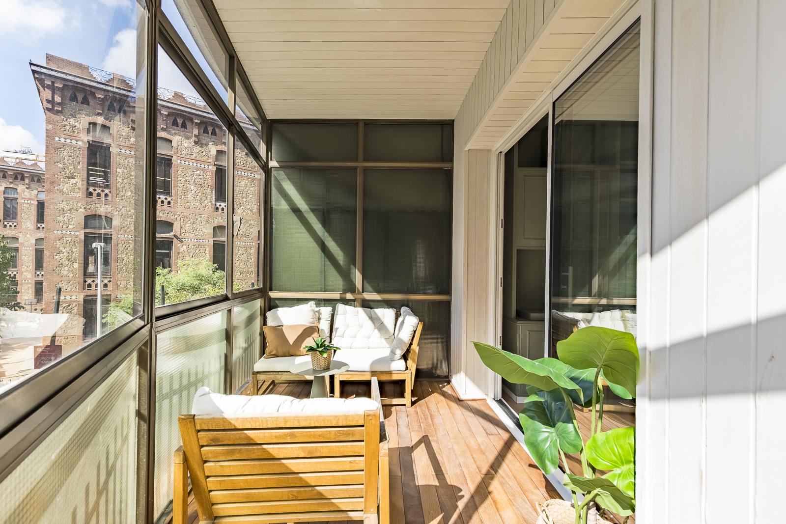 living - 112m² apartment with 9m² terrace for sale in Les Corts - gallery thumbnail - 3