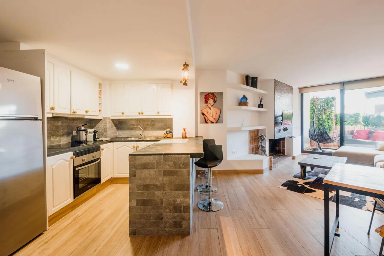 living - 90m² apartment with 10m² terrace for sale in Ibiza Town - gallery - 6