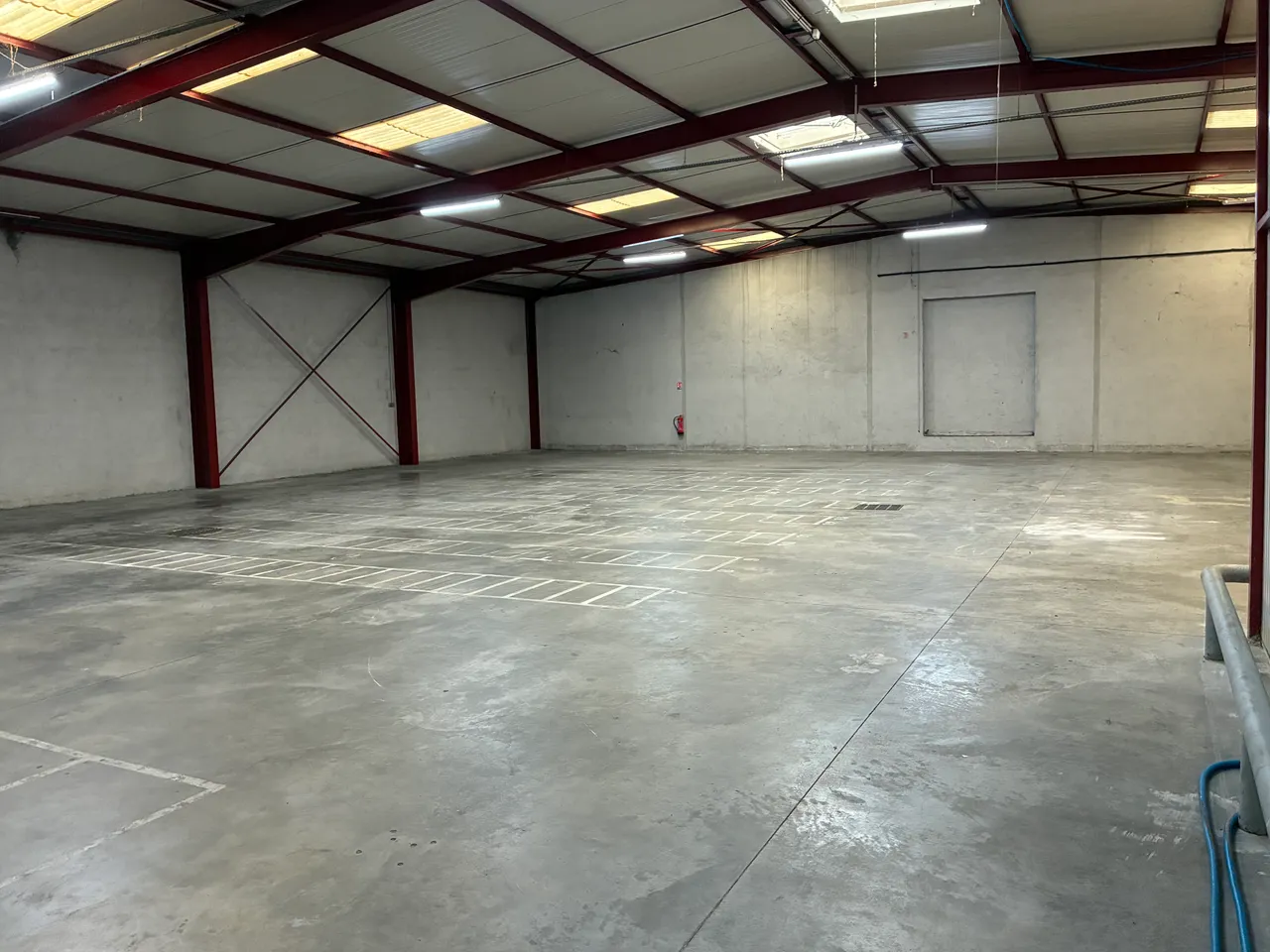 logistics - Light Industrial Premises / Offices For Rent - gallery - 4