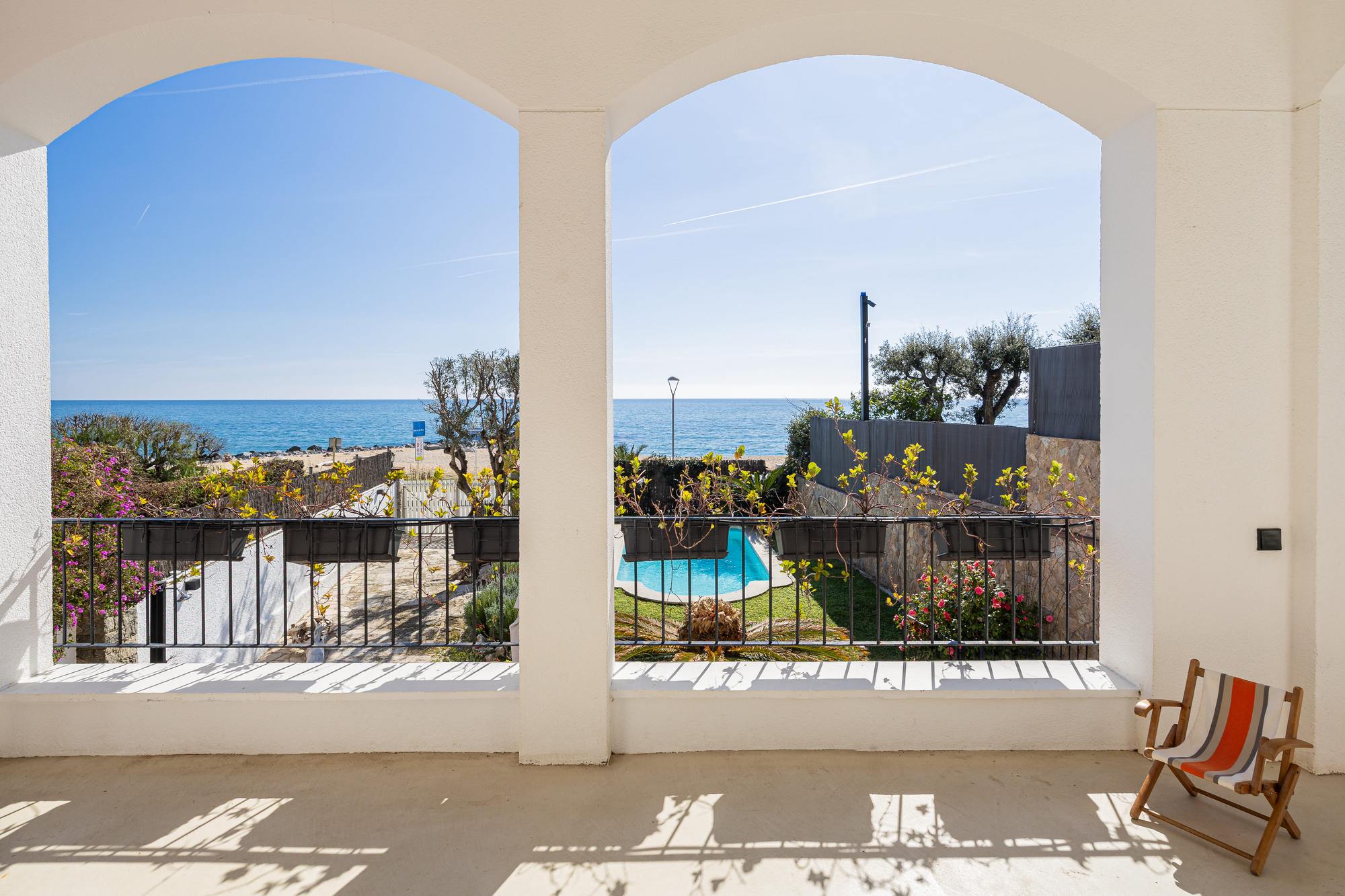 living - Casa / villa de 443m² en alquiler en Caldes d'Estrac - gallery thumbnail - 7