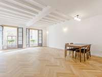 living - 125m² apartment for sale in Gótico, Barcelona - gallery thumbnail - 5
