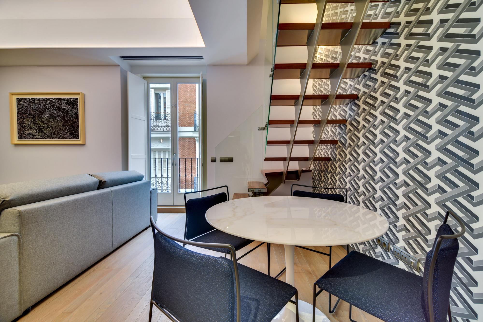 living - 120m² apartment for rent in Chueca - Justicia, Madrid - gallery thumbnail - 6