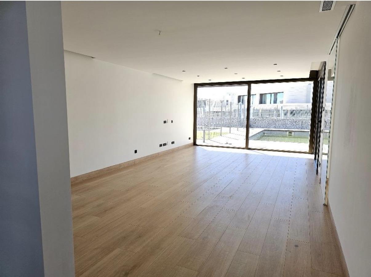 living - Casa rural de 370m² en alquiler en Majadahonda, Madrid - gallery - 5