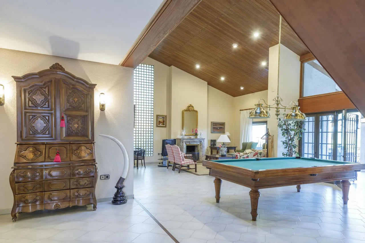 living - Casa / villa de 857m² en venta en La Eliana, Valencia - gallery - 5