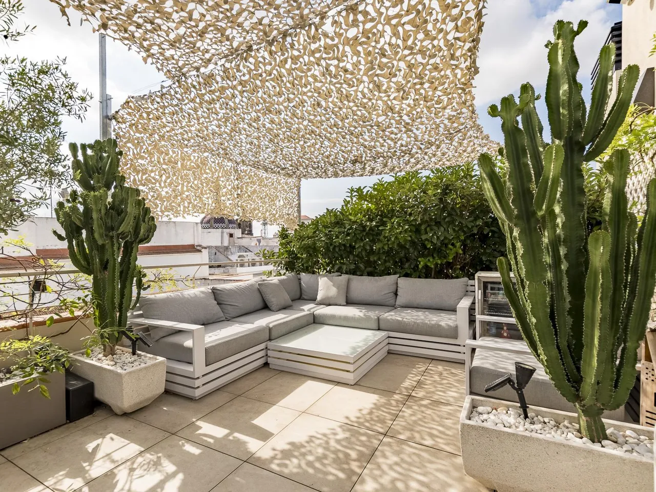 living - 78m² penthouse with 40m² terrace for sale in Gótico - gallery - 2