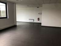 logistics - Activités / Bureaux À Louer - gallery thumbnail - 5