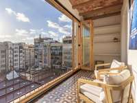 living - Piso de 132m² en venta en Eixample Izquierdo, Barcelona - gallery thumbnail - 1