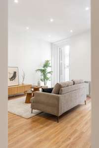 living - 114m² apartment for sale in Palacio, Madrid - gallery thumbnail - 3