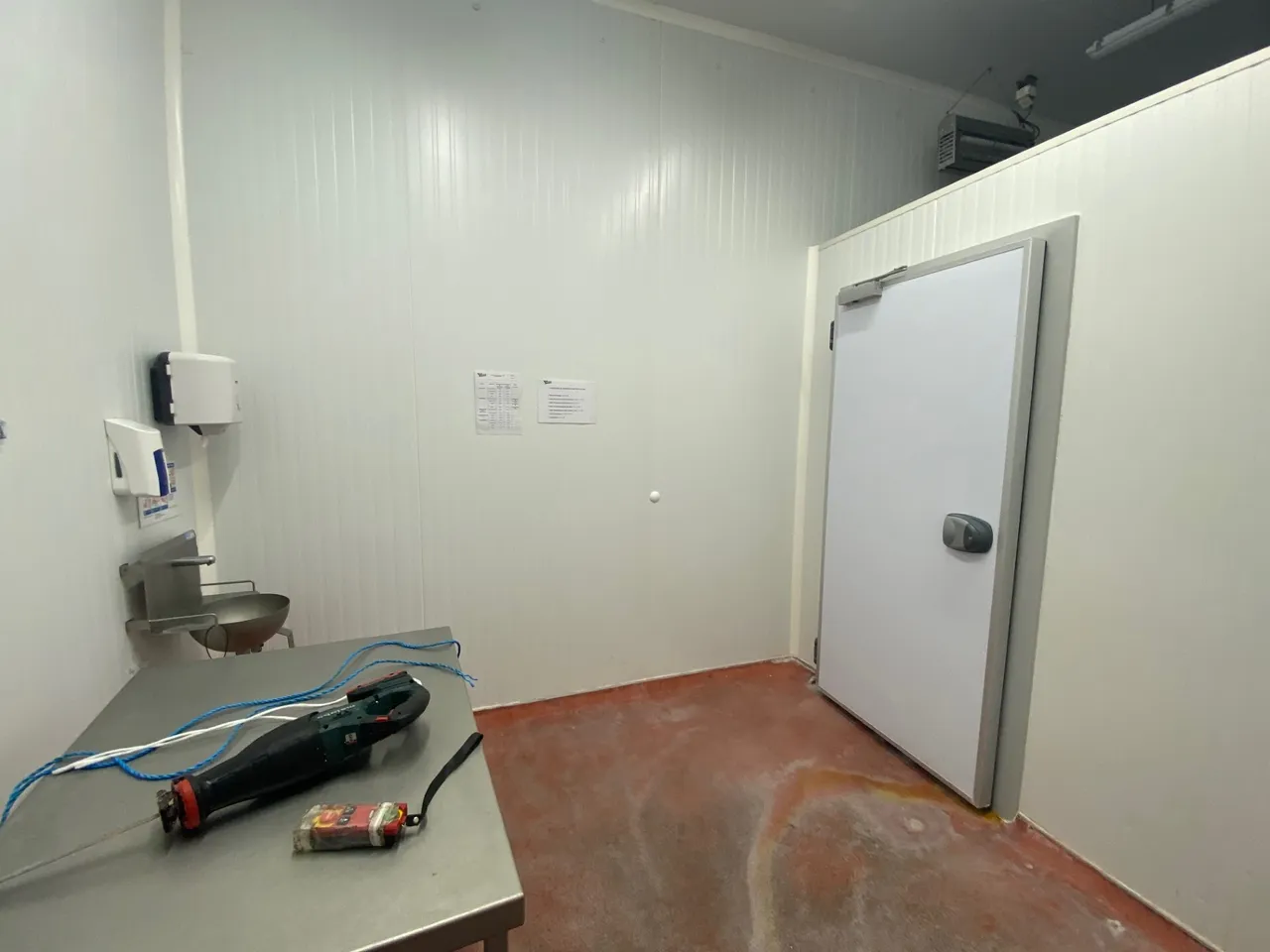 logistics - Warehouse / Offices For Sale - gallery - 7