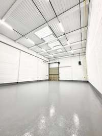 logistics - Light Industrial Premises / Offices For Rent - gallery thumbnail - 3