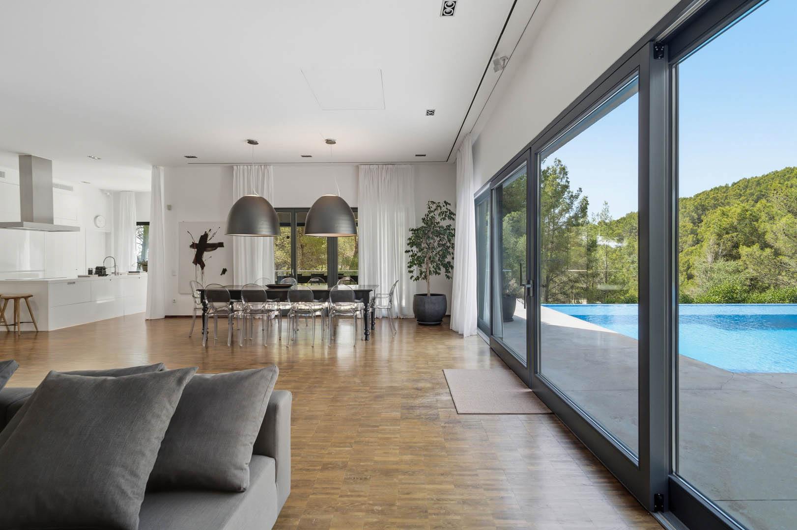 living - 701m² house / villa for rent in Son Vida, Balearic Islands - gallery thumbnail - 4