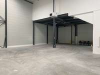 logistics - Activités / Bureaux À Louer - gallery thumbnail - 4