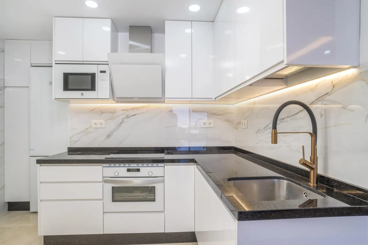 living - Piso de 109m² con 14m² terraza en venta en Marbella Centro - gallery - 4