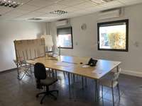 logistics - Activités / Bureaux À Vendre - gallery thumbnail - 8