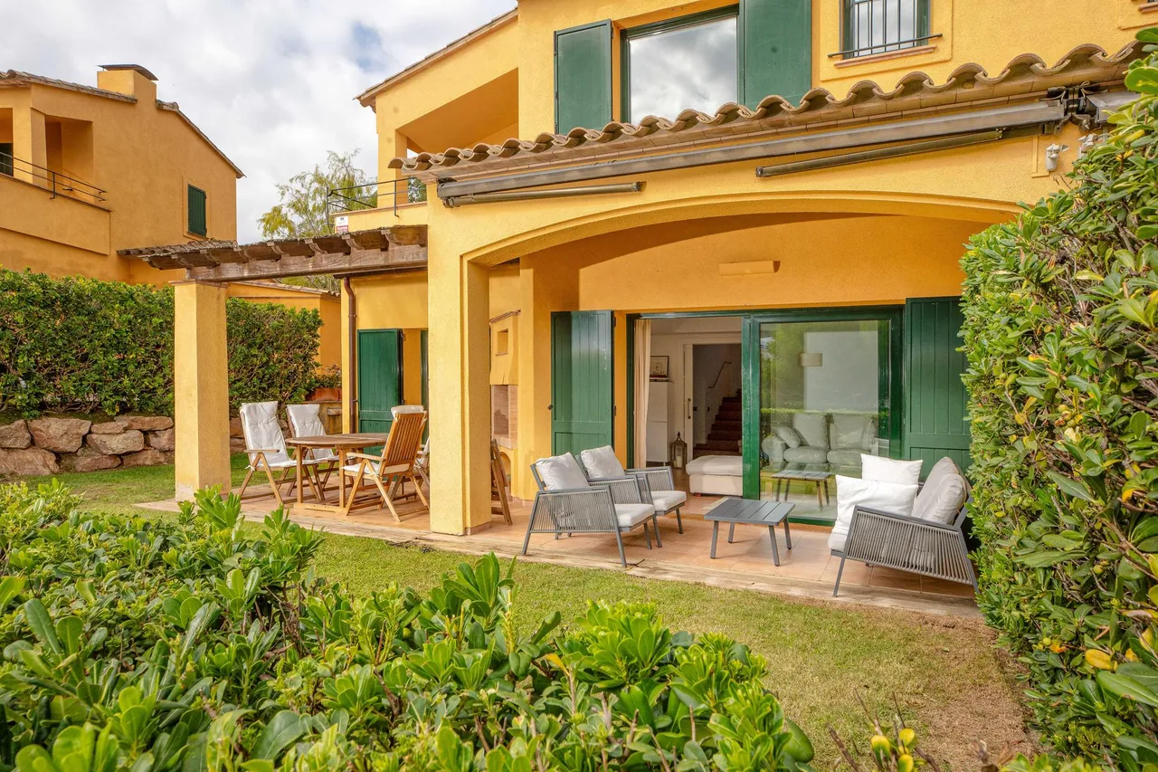 living - 200m² house / villa for sale in Llafranc, Costa Brava - gallery - 3