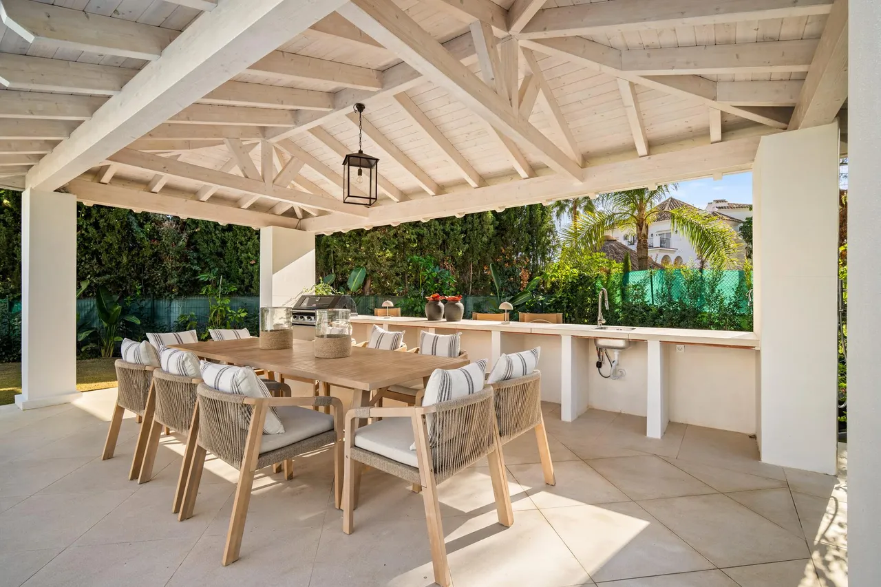 living - 521m² house / villa with 140m² terrace for sale in Benahavís - gallery - 5