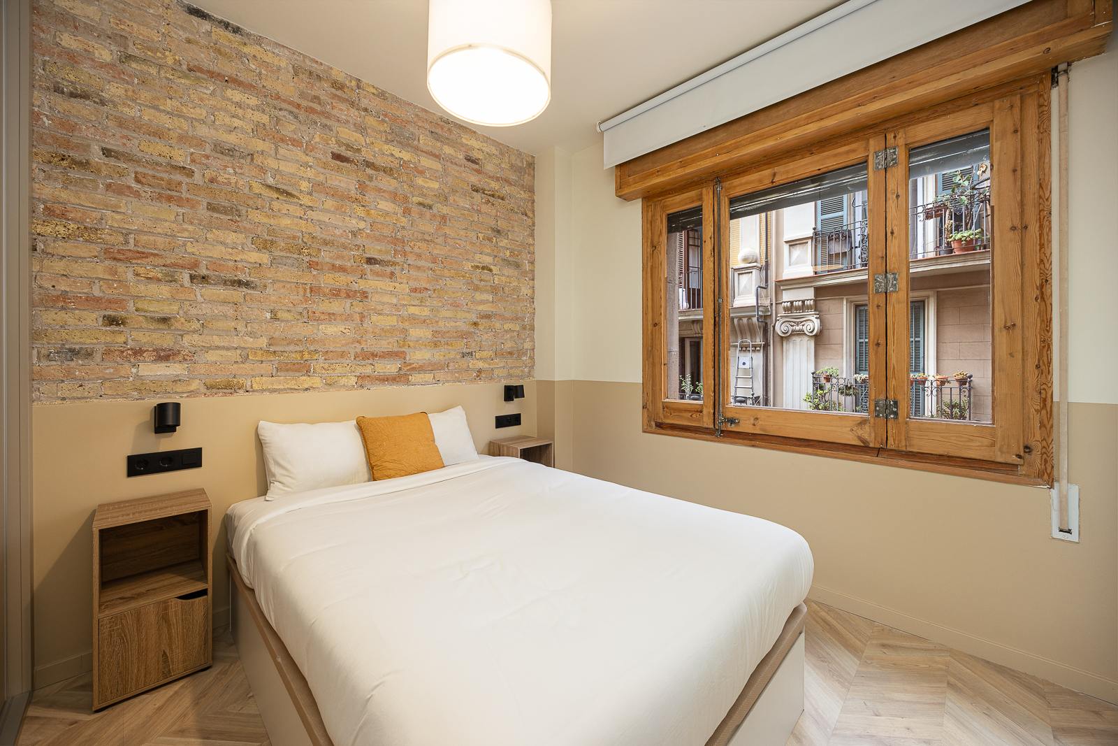 living - 78m² apartment for sale in El Raval, Barcelona - gallery thumbnail - 6