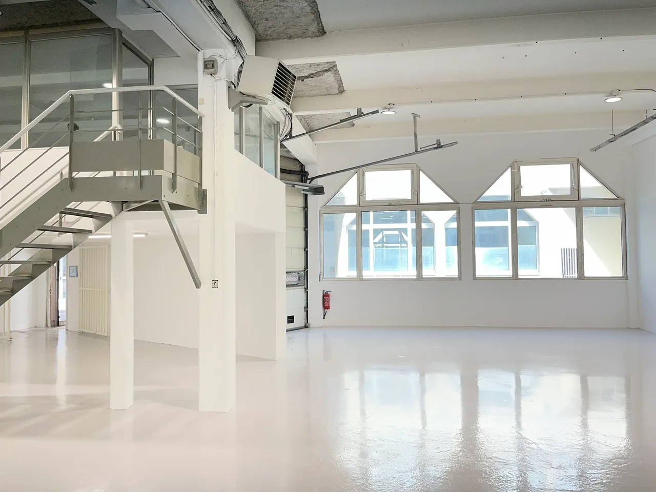 logistics - Warehouse / Offices For Rent - gallery - 7