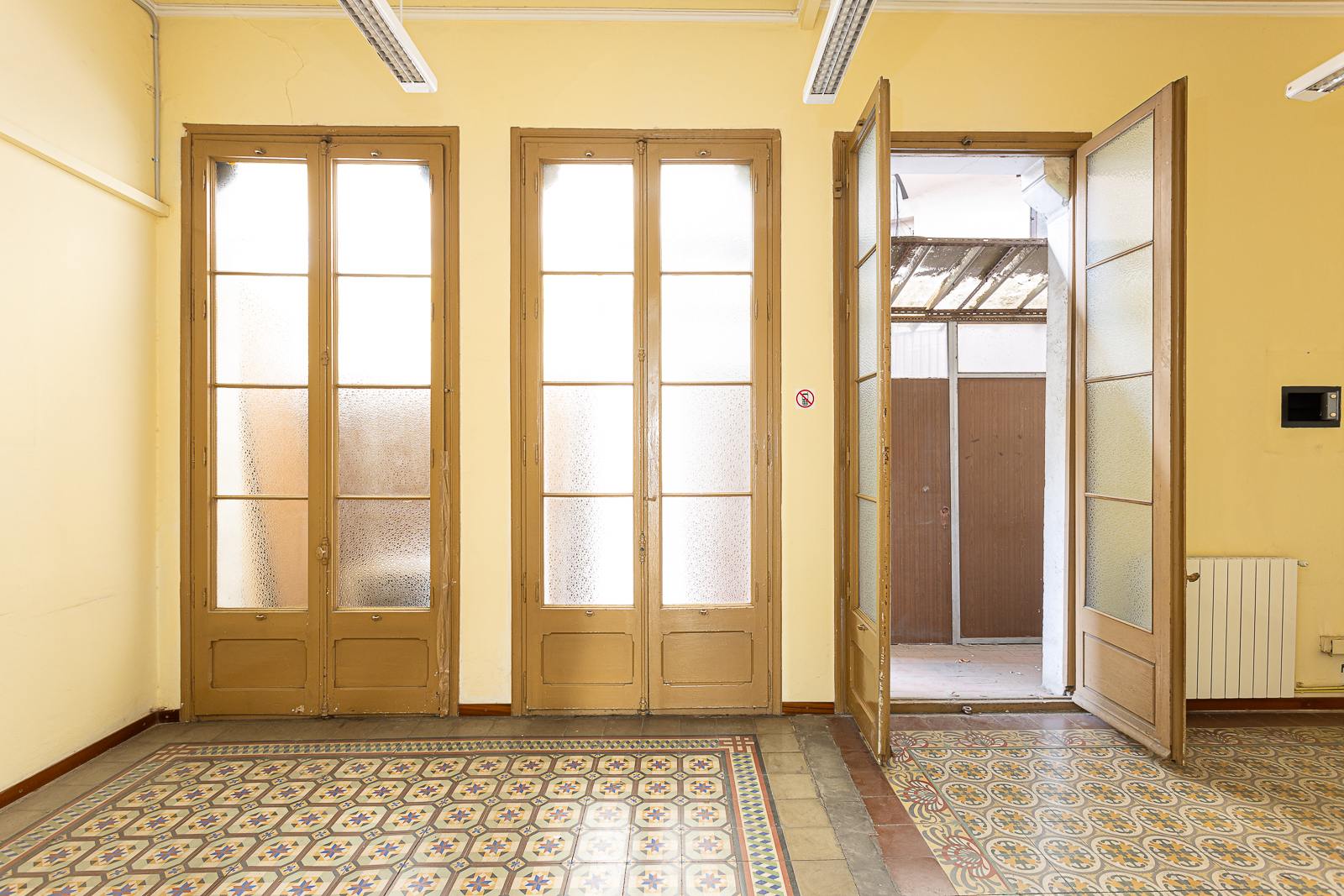 living - 148m² apartment for sale in Eixample Left, Barcelona - gallery thumbnail - 3