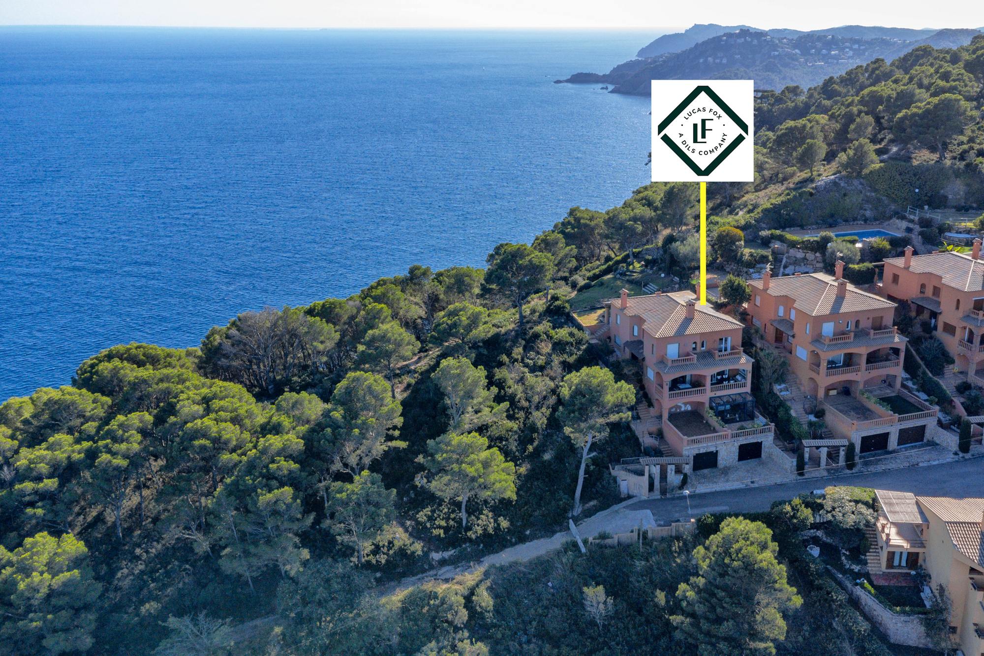 living - Casa / villa de 205m² en venta en Sa Tuna, Costa Brava - gallery thumbnail - 4