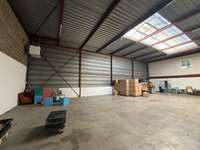 logistics - Light Industrial Premises / Offices For Rent - gallery thumbnail - 2