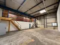 logistics - Activités / Bureaux À Louer - gallery thumbnail - 2
