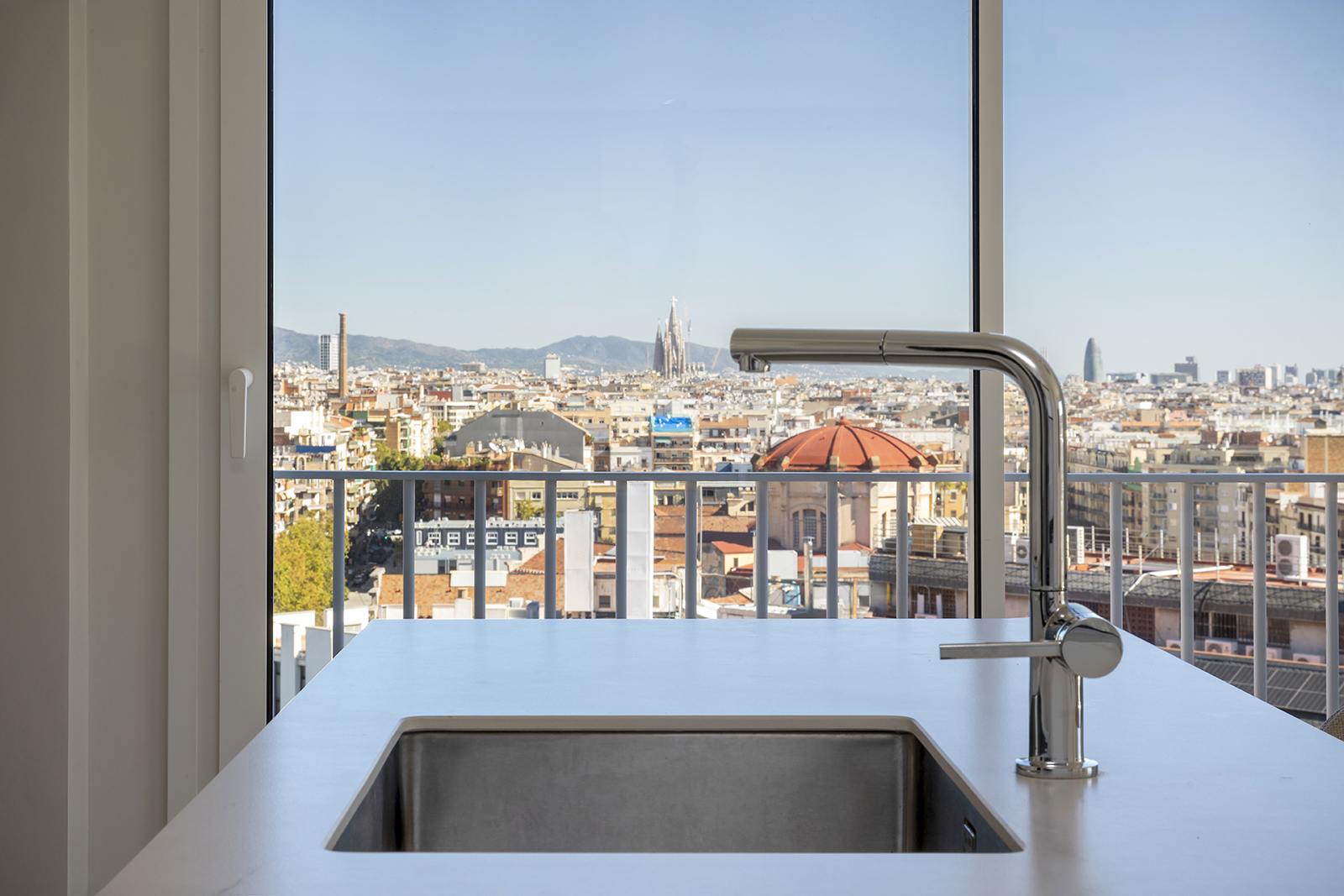 living - Piso de 92m² en venta en Eixample Izquierdo, Barcelona - gallery - 4