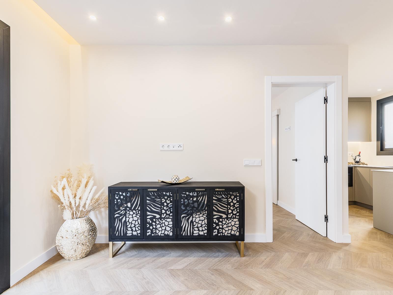 living - Piso de 80m² con 25m² terraza en venta en Sants-Badal - gallery thumbnail - 8