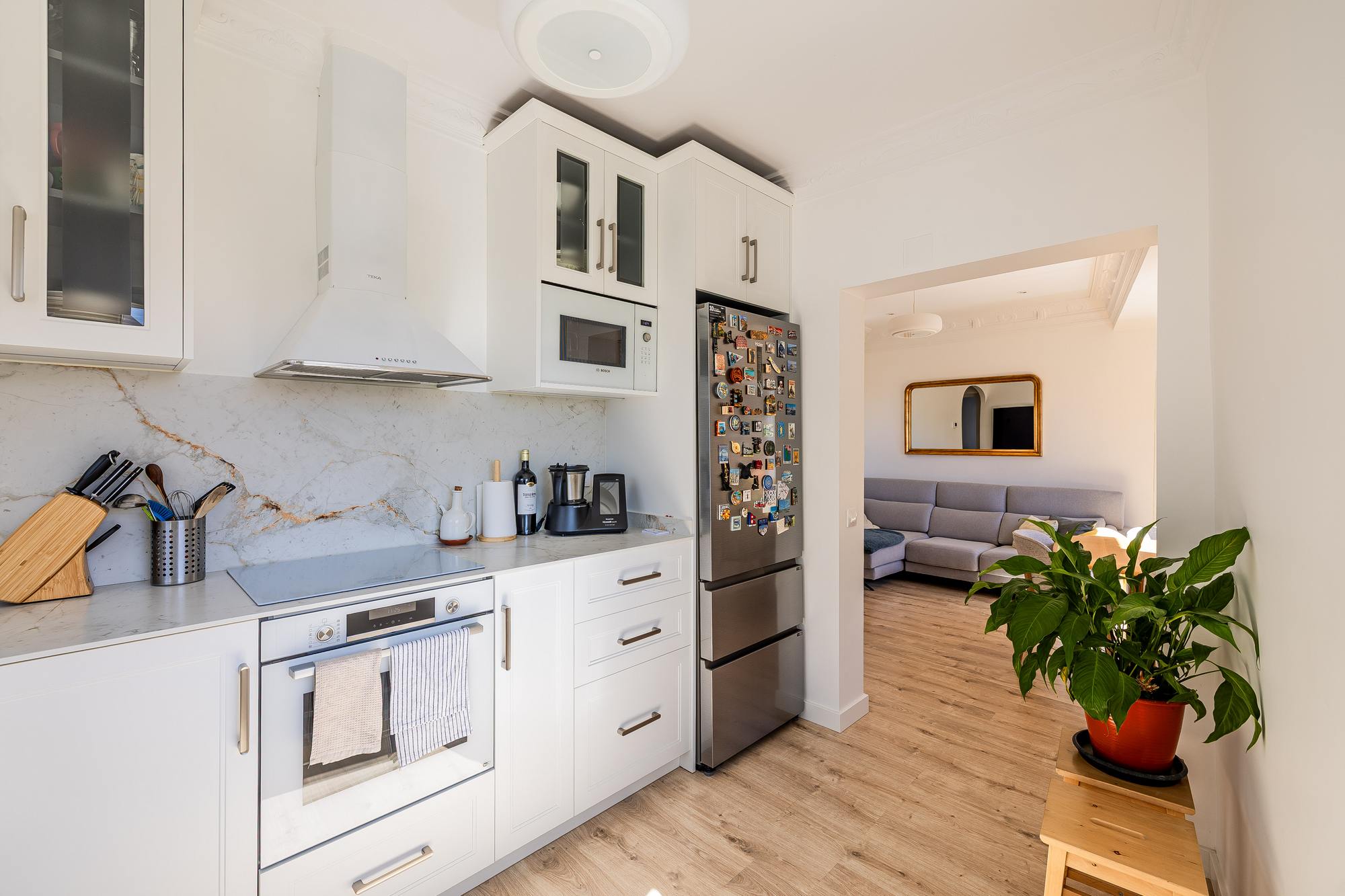 living - 82m² apartment for sale in Fuente del Berro, Madrid - gallery thumbnail - 2