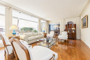 living - 500m² apartment for sale in Turó Park, Barcelona - featured