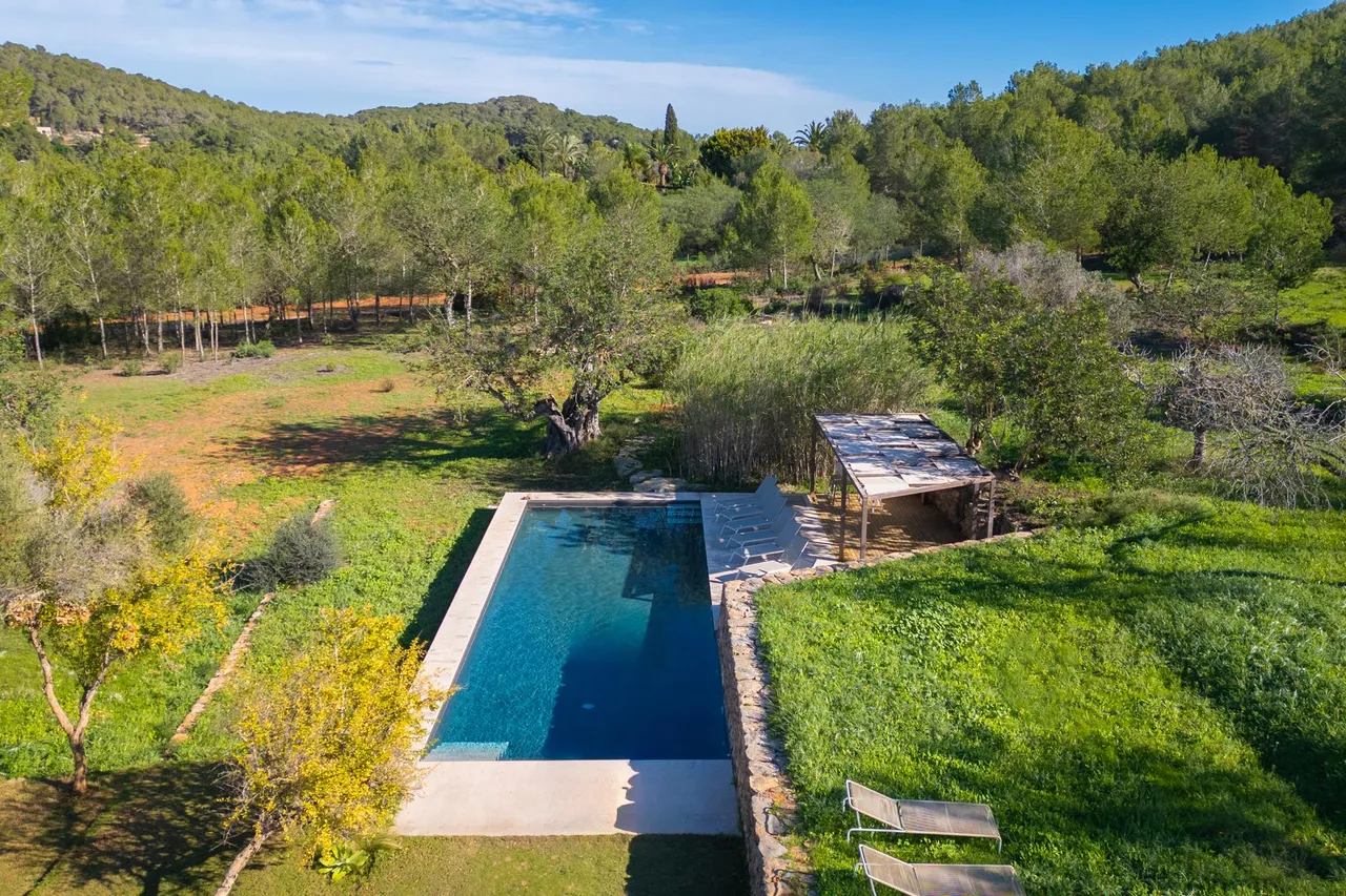 living - Casa / villa de 450m² en venta en Santa Eulalia - gallery - 2