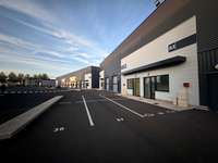 logistics - Light Industrial Premises / Offices For Rent - gallery thumbnail - 1