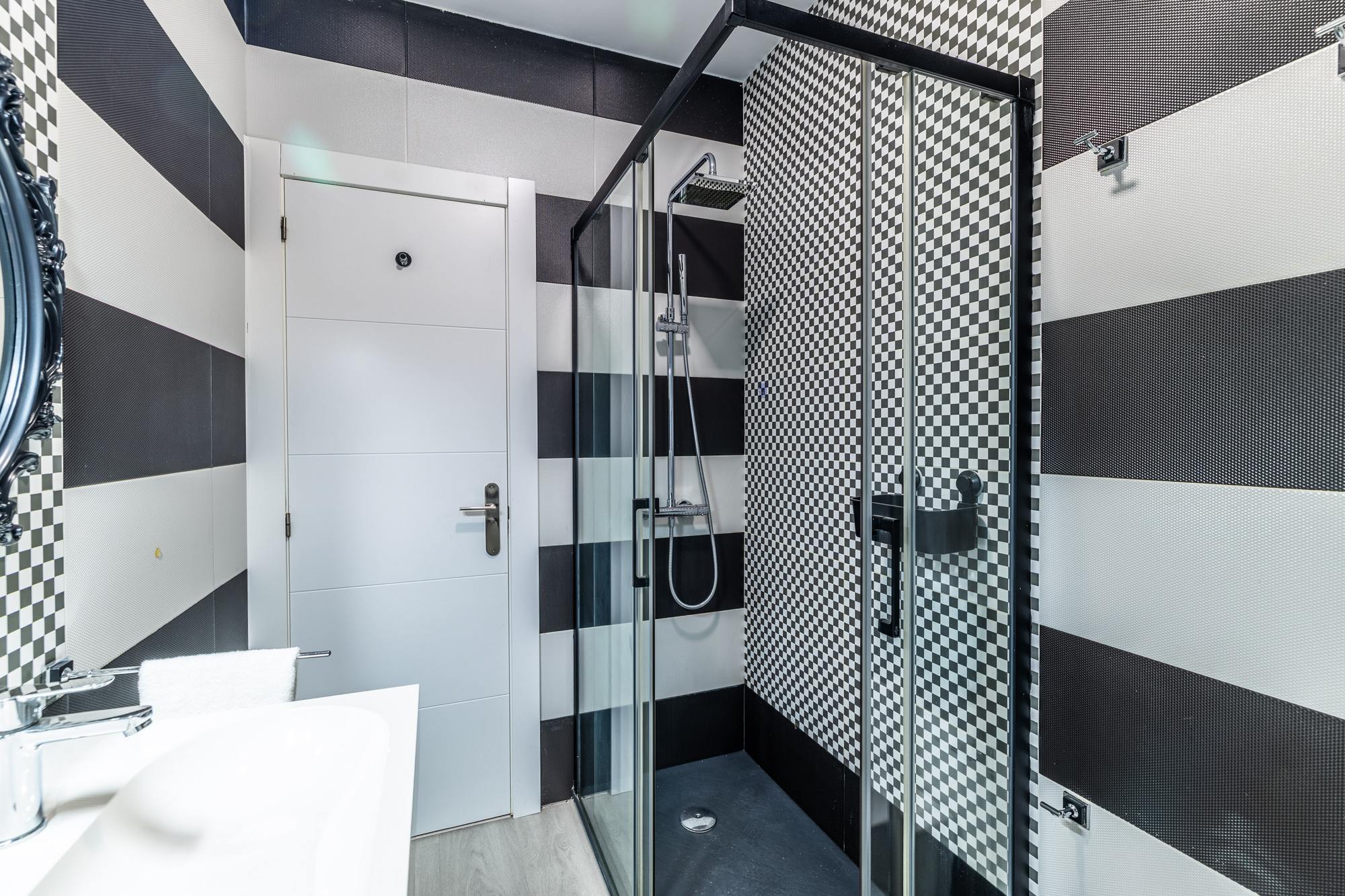 living - 100m² apartment for sale in Arapiles, Madrid - gallery thumbnail - 9