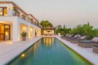 living - Casa / villa de 734m² con 492m² terraza en venta en Milla de Oro - gallery thumbnail - 4