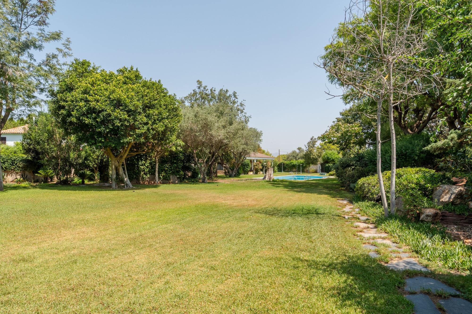 living - 344m² house / villa with 3,000m² garden for sale in Godella / Rocafort - gallery thumbnail - 10